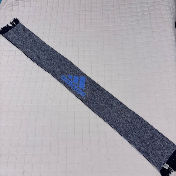 Adidas MLS Philadelphia Union Scarf Knit Fringe Soccer - Picture 3 of 13